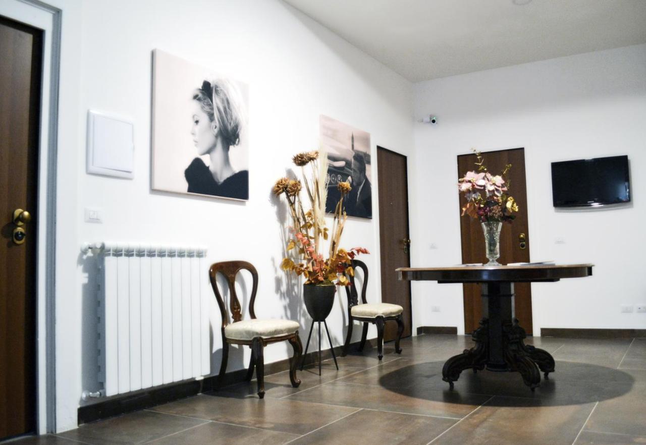 Questo Rinascimento Casa Audrey Napoli Eksteriør billede